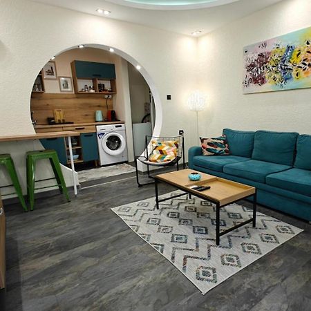 Modern 1Br Apartment With Private Garden Top Center Пловдив Экстерьер фото